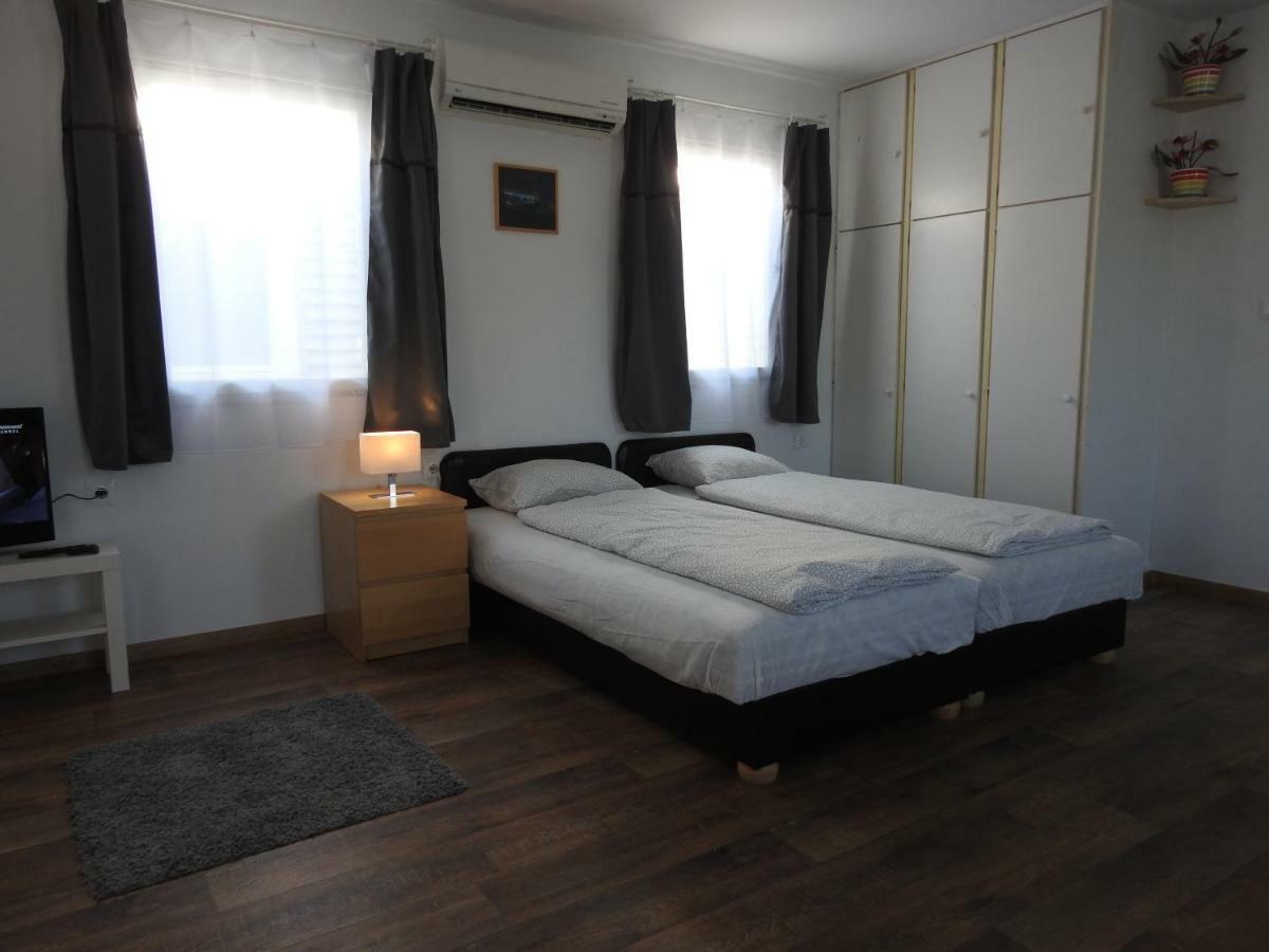 Akali Studio Apartments บาลาโตนาคาลิ ภายนอก รูปภาพ